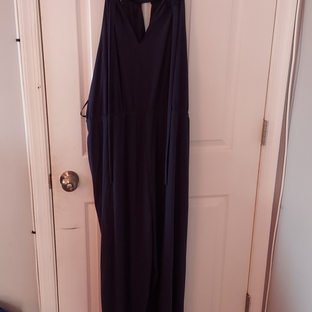 One piece - Picture 2 of 2